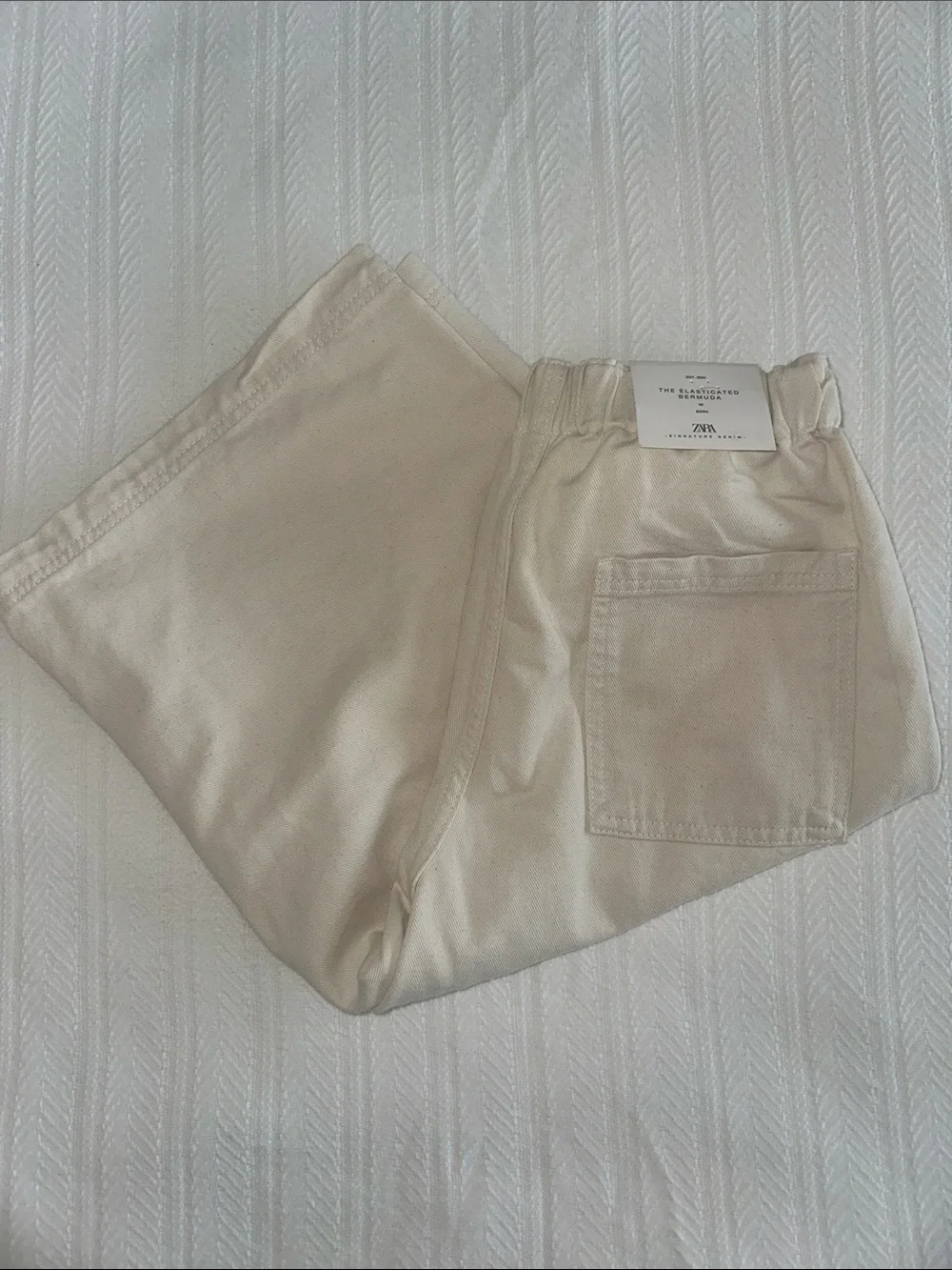 Zara Signature Denim Bermuda Shorts in Ecru